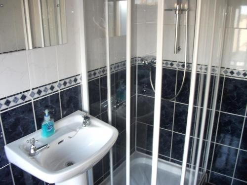 Hostal Clare Street B&B