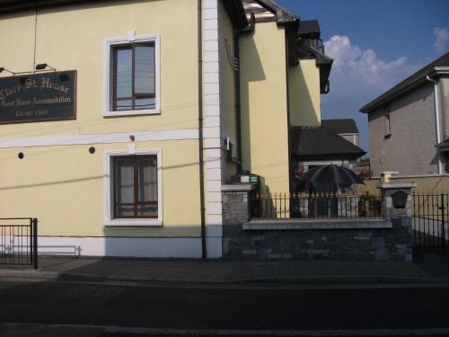Hostal Clare Street B&B