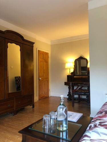 Hostal The Old Coach House