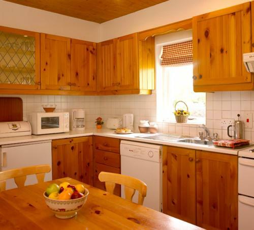 The Waterside Cottages