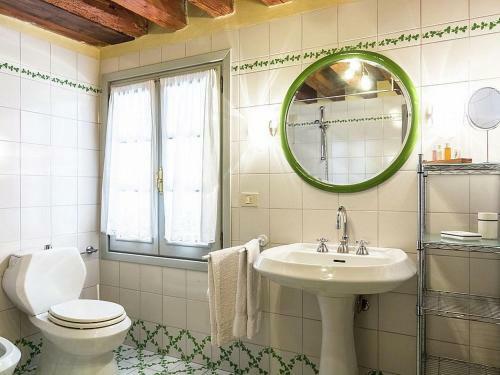 Piombino Dese Villa Sleeps 8 Pool Air Con Wifi