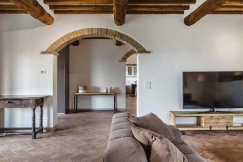 Poggioferro Villa Sleeps 8 With Pool And Air Con
