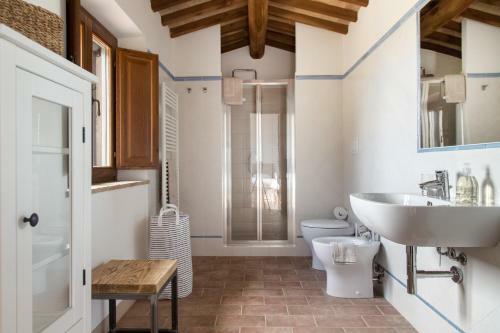 Poggioferro Villa Sleeps 8 With Pool And Air Con