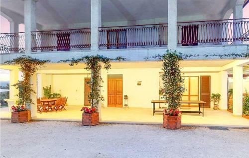 Nice Home In Pollenza With Wifi And 4 Bedrooms