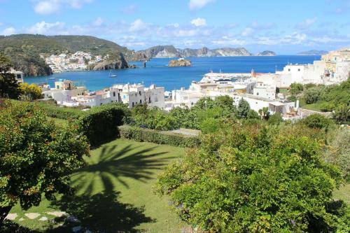 Bed & Breakfast Agenzia Isotur Villa Olimpia