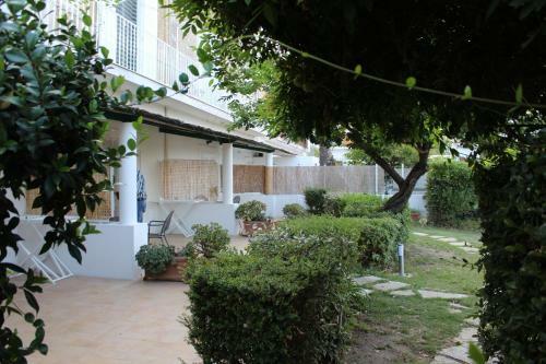 Bed & Breakfast Agenzia Isotur Villa Olimpia