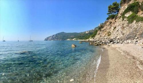 Hostal Sea House