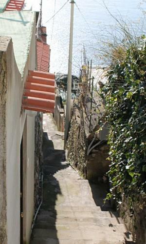 Nocelle Villa Sleeps 2 Air Con Wifi