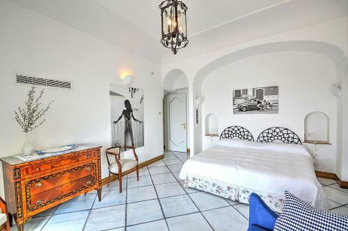 Arienzo Villa Sleeps 12 Pool Air Con Wifi