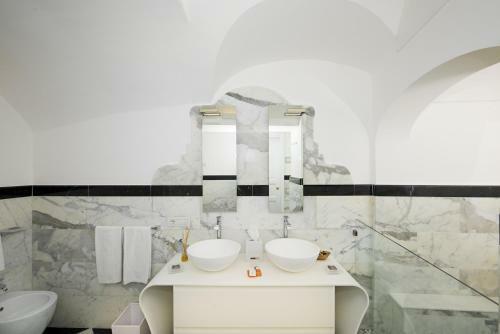 Positano Villa Sleeps 12 With Pool Air Con And Wifi