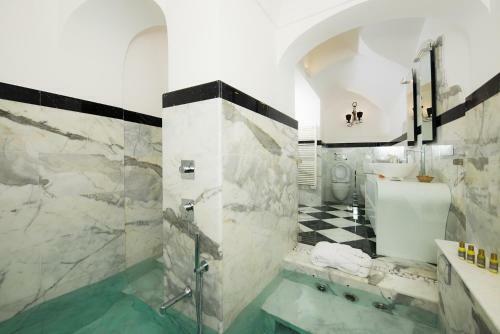Positano Villa Sleeps 12 With Pool Air Con And Wifi