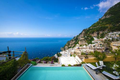 Positano Villa Sleeps 12 With Pool Air Con And Wifi