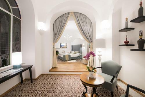 Positano Villa Sleeps 12 With Pool Air Con And Wifi
