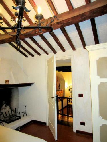 La Casa Del Mandorlo - Holiday Cottage