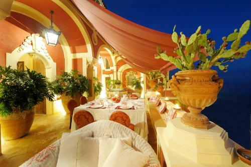 Villa Amore Rentals - Palazzo Santa Croce
