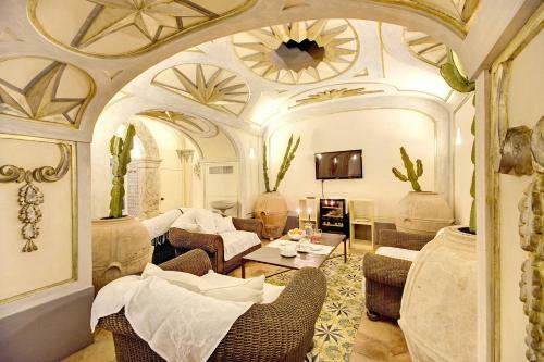 Villa Amore Rentals - Palazzo Santa Croce