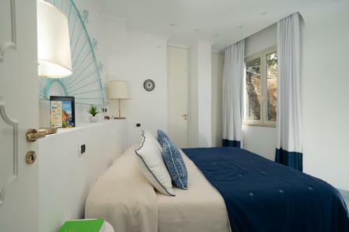 Positano Villa Sleeps 4 With Pool Air Con And Wifi