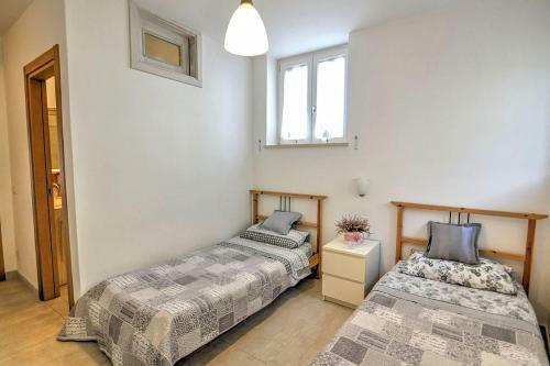 Praiano Apartment Sleeps 4 Air Con Wifi