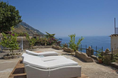 Praiano Villa Sleeps 10 Pool Air Con Wifi