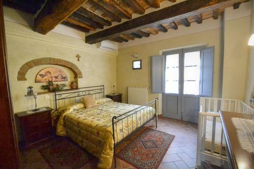 Pozzo Della Chiana Villa Sleeps 24 Pool Air Con