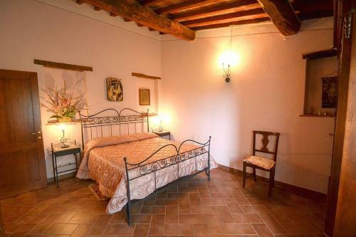 Pozzo Della Chiana Villa Sleeps 24 Pool Air Con
