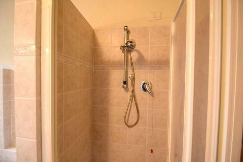 Pozzo Della Chiana Villa Sleeps 24 Pool Air Con