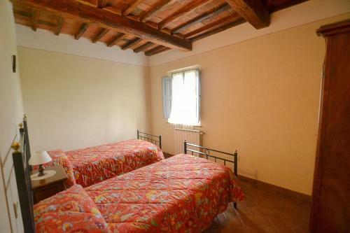 Pozzo Della Chiana Villa Sleeps 24 Pool Air Con