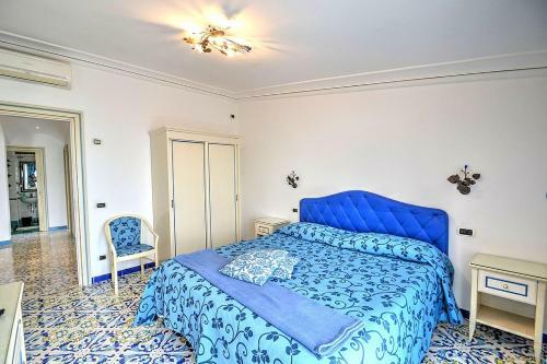 Praiano Apartment Sleeps 4 Air Con Wifi