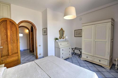 Praiano Villa Sleeps 10 Pool Air Con Wifi