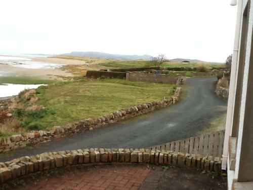 Beach House Self Catering Cottage