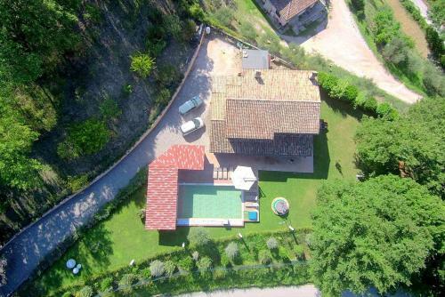 Querce Villa Sleeps 8 Pool Wifi