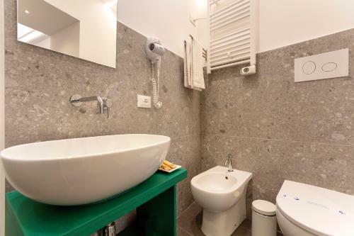 Hostal Ad Maiora - Design Rooms
