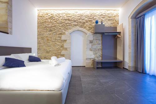 Hostal Ad Maiora - Design Rooms