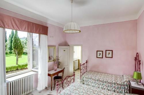 Radicofani Villa Sleeps 28 With Pool And Wifi