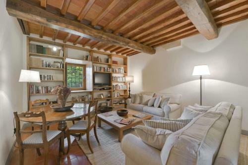 Villa Casa Lucomeni