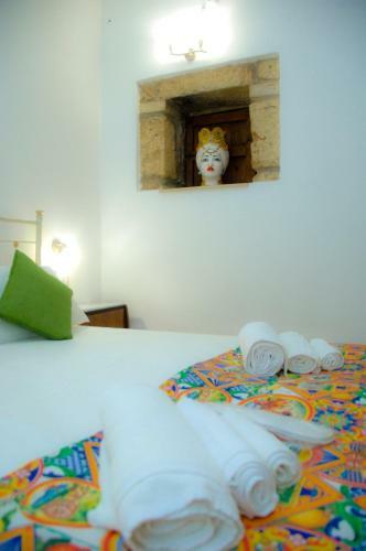 Hostal Ercole Di Cafeo Bed And Breakfast
