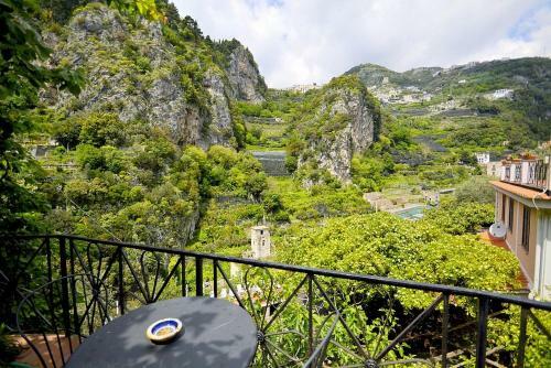 Ravello Villa Sleeps 2 Pool