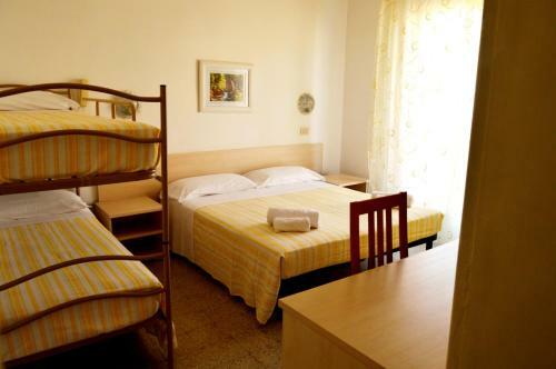 Hostal New Hotel Cirene Room For Two People