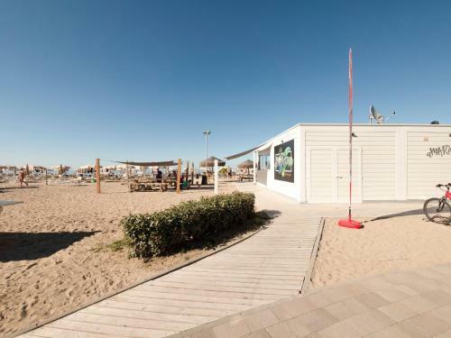 Modern Apartment In Rimini With Balcony