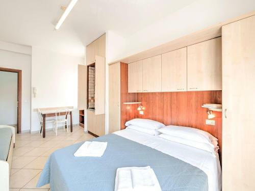 Modern Apartment In Rimini With Balcony