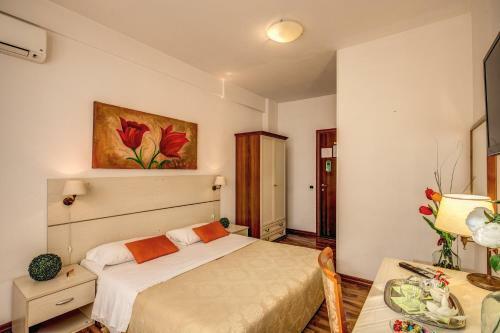 Hostal Trastevere Rooms