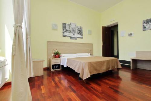 Hostal Lhg Comfy Rooms