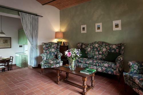 Campana Villa Sleeps 5 Pool Wifi