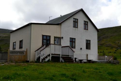 Bed & Breakfast Guesthouse Gamli B�r