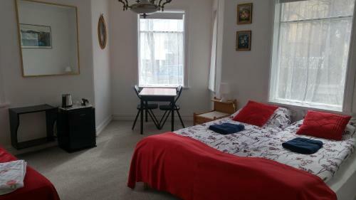 Hostal Guesthouse S�lgardar