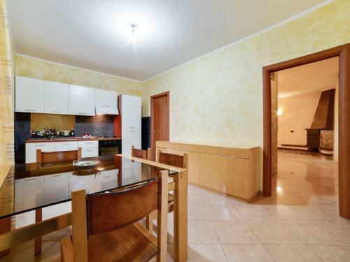 Refreshing Mobile Home In Ruoti With Fireplace