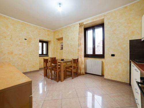 Refreshing Mobile Home In Ruoti With Fireplace