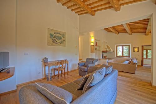 San Gimignano Villa Sleeps 6 Pool Air Con Wifi