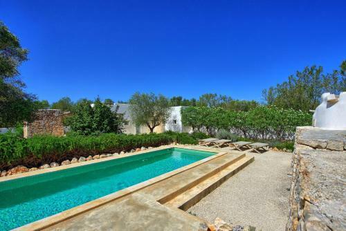 San Michele Salentino Villa Sleeps 6 Pool Air Con