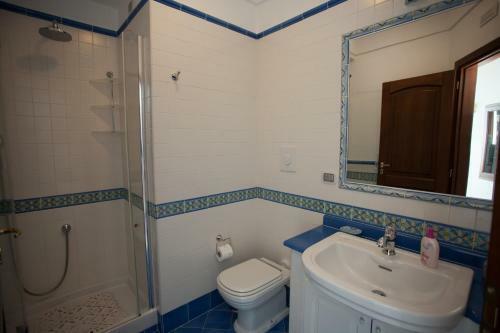 San Michele Di Serino Villa Sleeps 14 Pool Air Con